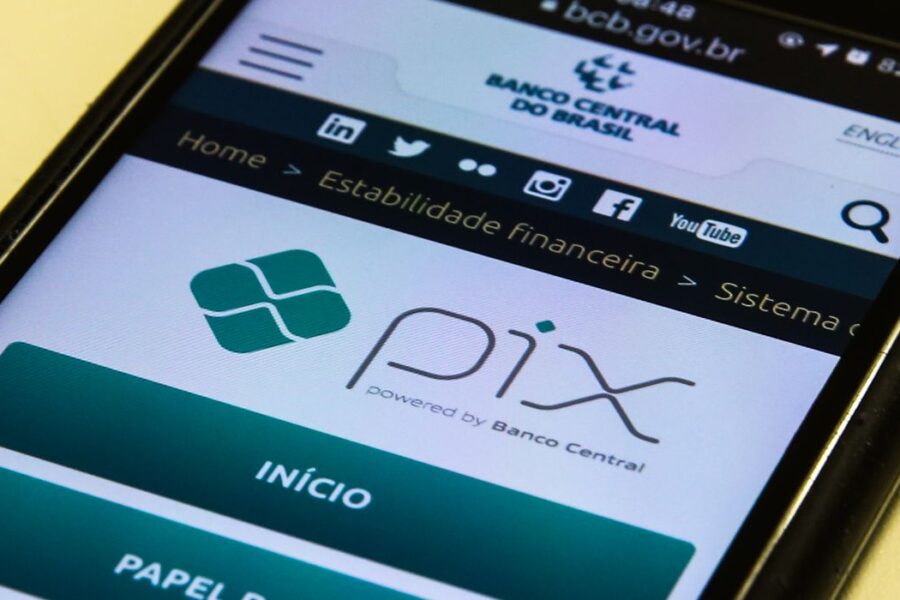 Modelo do Pix desafia controle financeiro dos EUA sobre o Brasil