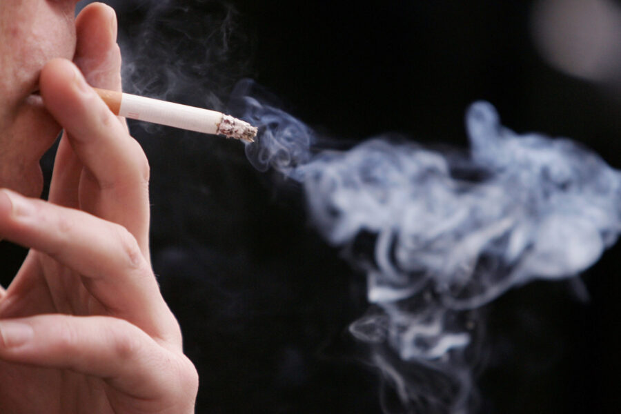 Tabagismo é maior entre jovens de 16 a 24 anos, alerta pesquisa