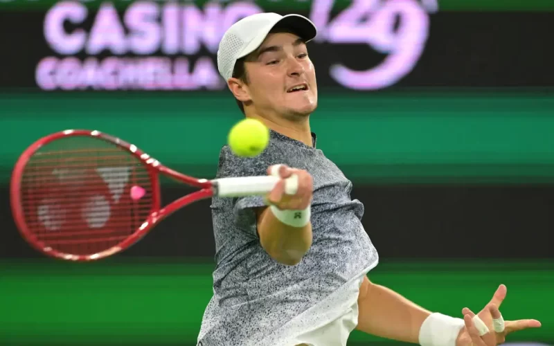 João Fonseca deixa Indian Wells mais confiante, após embate com Sinner