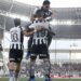 Botafogo vence Corinthians pelo Brasileirão com três de Arthur Cabral