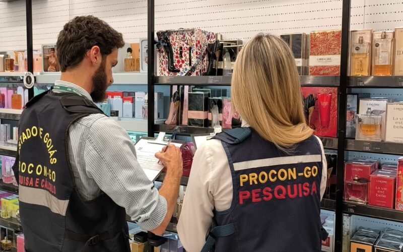 Dia dos Namorados: Procon encontra variação de até 260% no preço de um mesmo produto