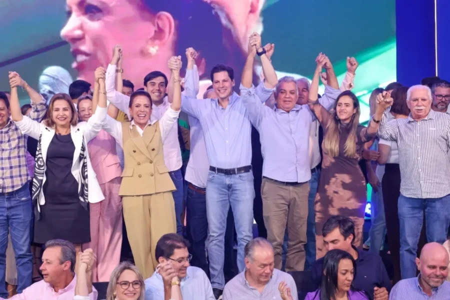Evento em Goiânia reúne 46 prefeitos ao lado de Gracinha Caiado