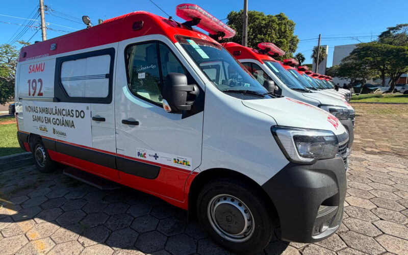 Prefeitura de Goiânia recebe sete novas ambulâncias para ampliar frota própria do SAMU