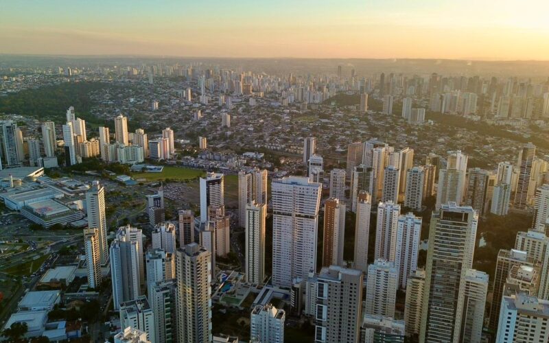 Goiânia lidera abertura de empresas em Goiás com quase 4,8 mil novos negócios em junho