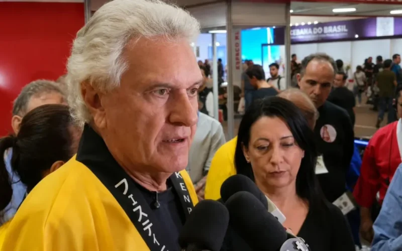 Caiado volta a criticar Flávio Bolsonaro e diz que liderança “não se herda”