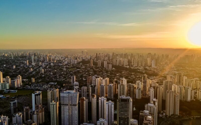 Prefeitura de Goiânia orienta população sobre cuidados com a saúde durante período de calor e tempo seco