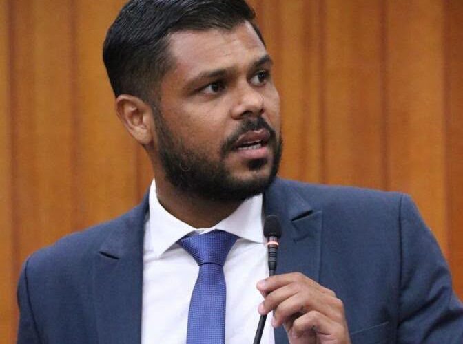 Romário Policarpo lidera pesquisa Directa para deputado estadual
