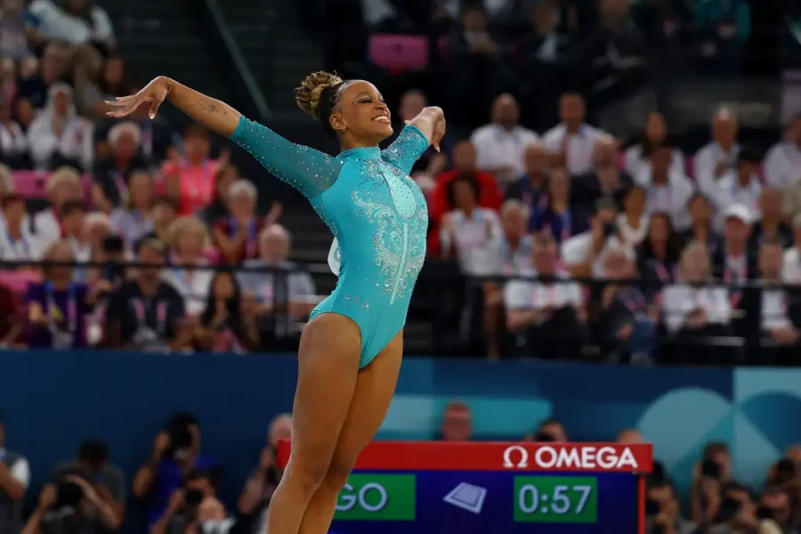 Após 2 anos, Rebeca Andrade volta a disputar etapa da Copa do Mundo