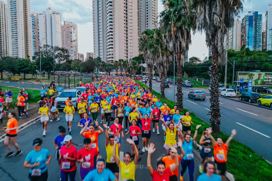Corrida exclusiva para mulheres espera reunir mais de 4 mil participantes em Goiânia
