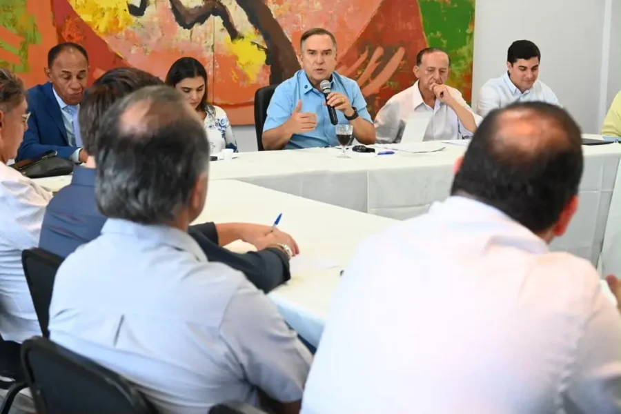 Mabel apresenta projeto para transformar imóveis públicos sem uso em fonte de receita para Goiânia