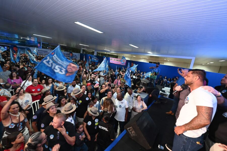 Em encontro com servidores efetivos de Goiânia, Policarpo reafirma compromisso de representação da categoria