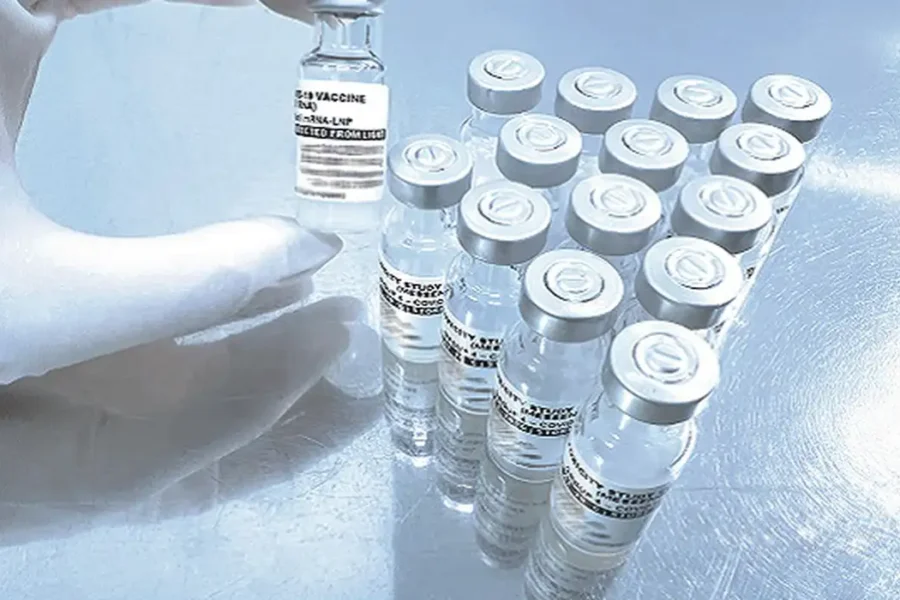 Fiocruz vai iniciar testes da primeira vacina RNAm contra a covid-19 