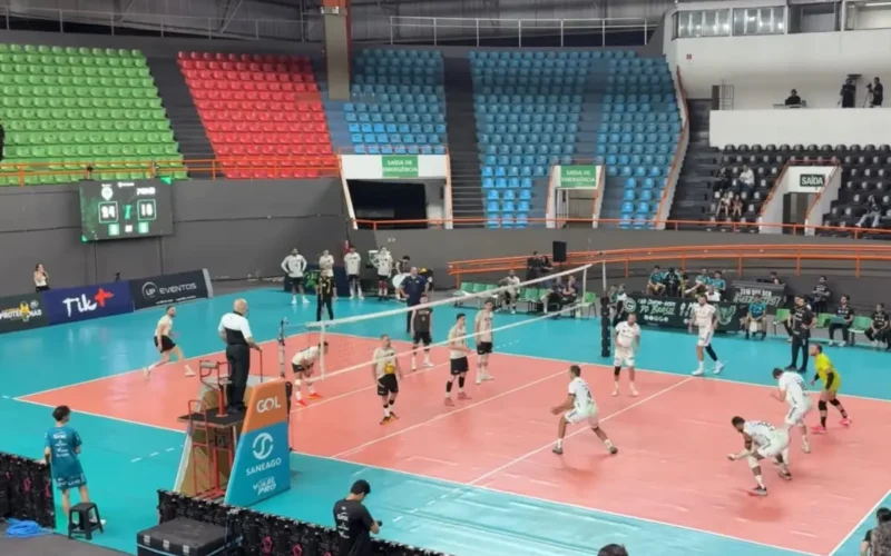 Saneago Goiás vence ProMais por 3 a 0 e garante vaga na final do Goiano de Vôlei