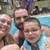 Mulher é acusada de matar marido e filho de 3 anos em resort nos EUA