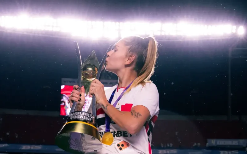 Campeã do Brasileirão, Carol Gil é convocada para amistosos da seleção