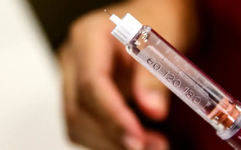 Anvisa proíbe canetas emagrecedoras sem registro vendidas na internet