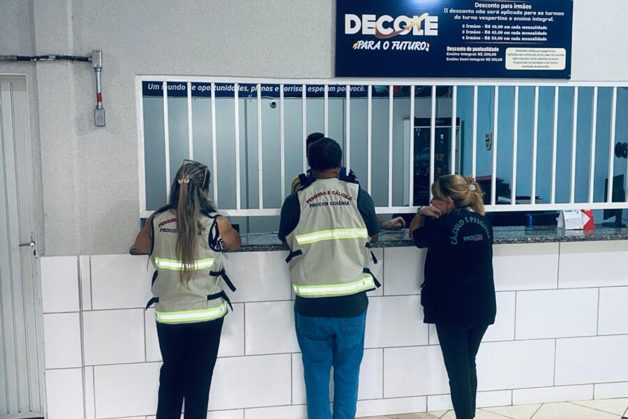Procon Goiânia identifica variação de até 283% nas mensalidades escolares para 2027